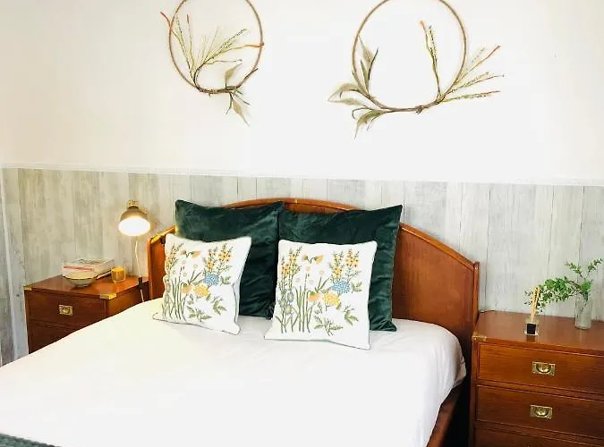 Дом отдыха Casa Da Varzea-casa Relaxante Com Piscina Partilhada