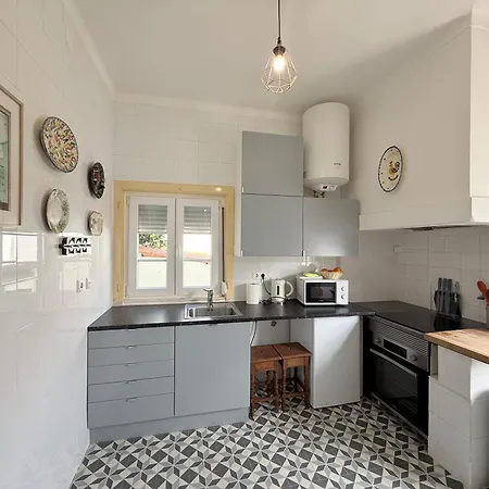 Ferienhaus Casa Da Varzea-casa Relaxante Com Piscina Partilhada Torres Vedras